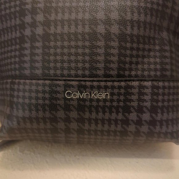 Calvin Klein tote bag - Picture 2 of 6